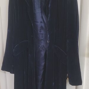 Elegant Navy Velvet Women's Coat